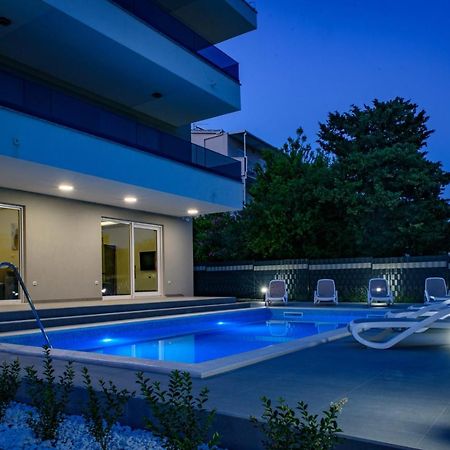 Seka Apartments With A Pool Kaštela Zewnętrze zdjęcie