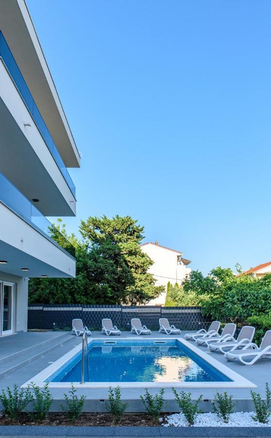 Seka Apartments With A Pool Kaštela Zewnętrze zdjęcie